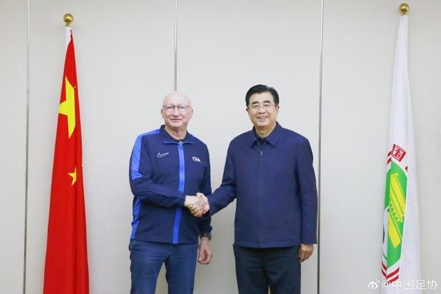 爱游戏官网-比利时人克瑞斯再度出任中国足协技术总监